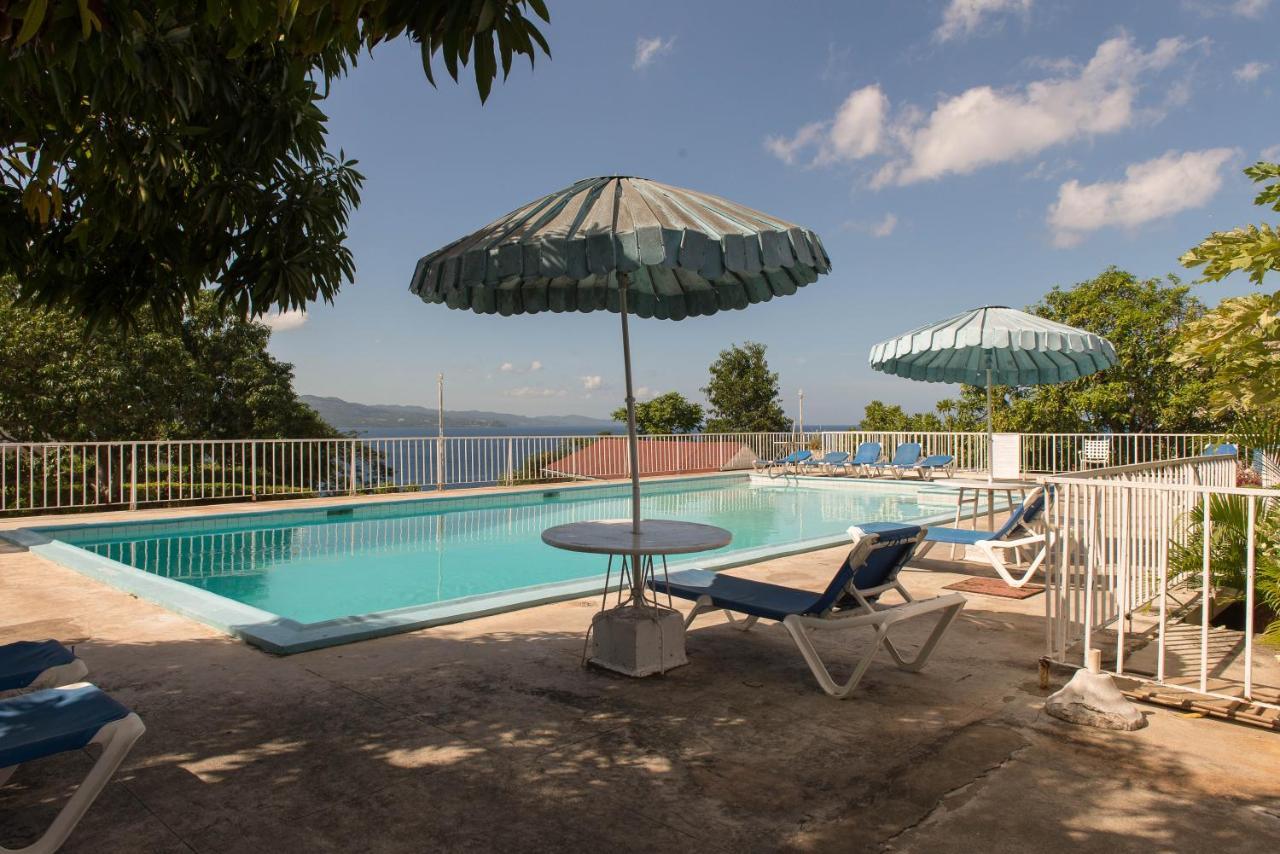 Beach Condos -Montego Bay Club Beach Resort Exterior photo
