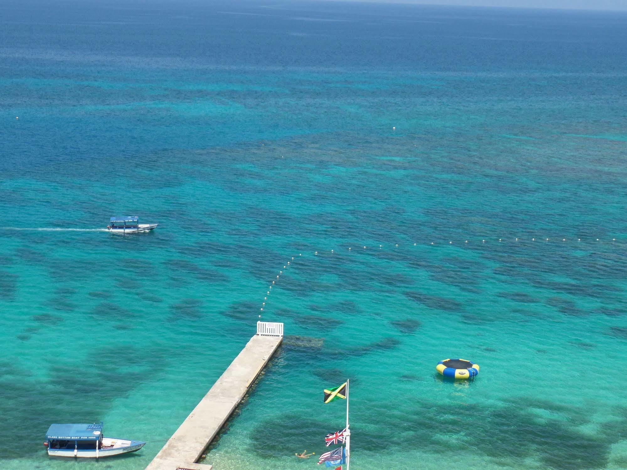 Beach Condos -Montego Bay Club Beach Resort Exterior photo